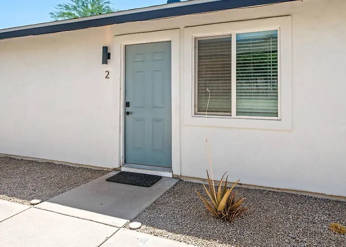 Barrel Retreat In The Heart Of Downtown Phoenix