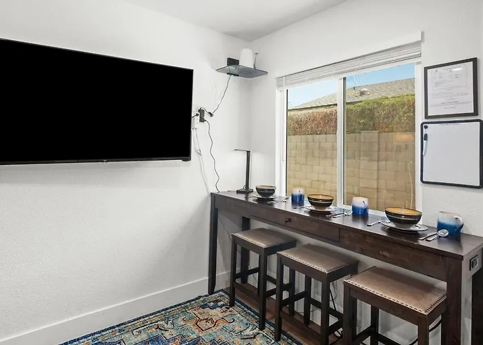 Apartment Barrel Retreat In The Heart Of Downtown