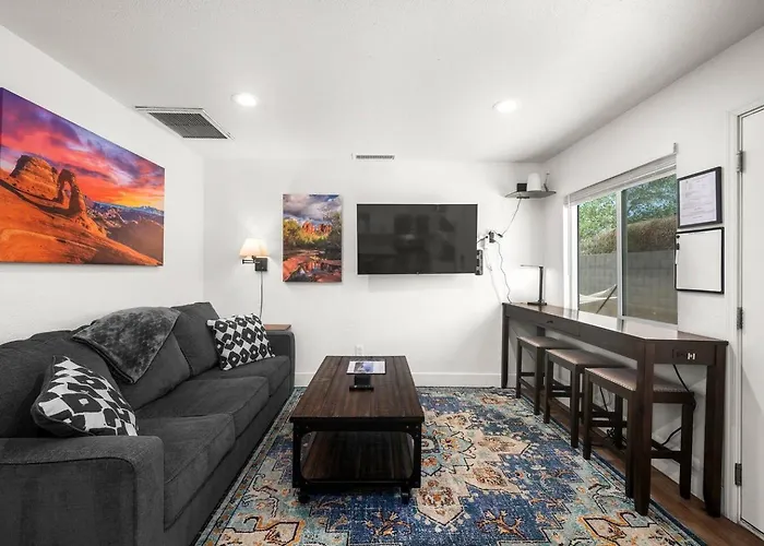 Barrel Retreat In The Heart Of Downtown